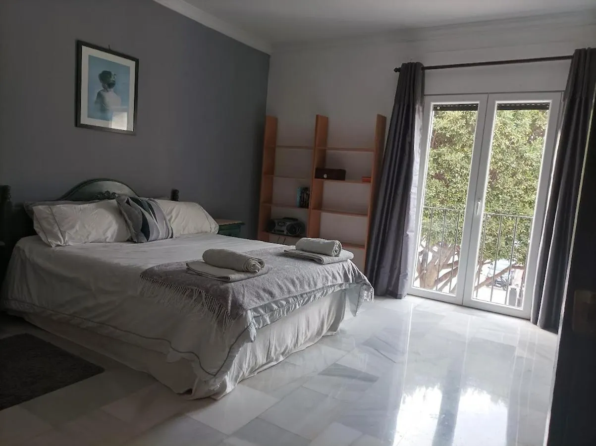 Large 2 Bed Apt Puerto Banus Marina Private Parking Apartment Marbella Spain