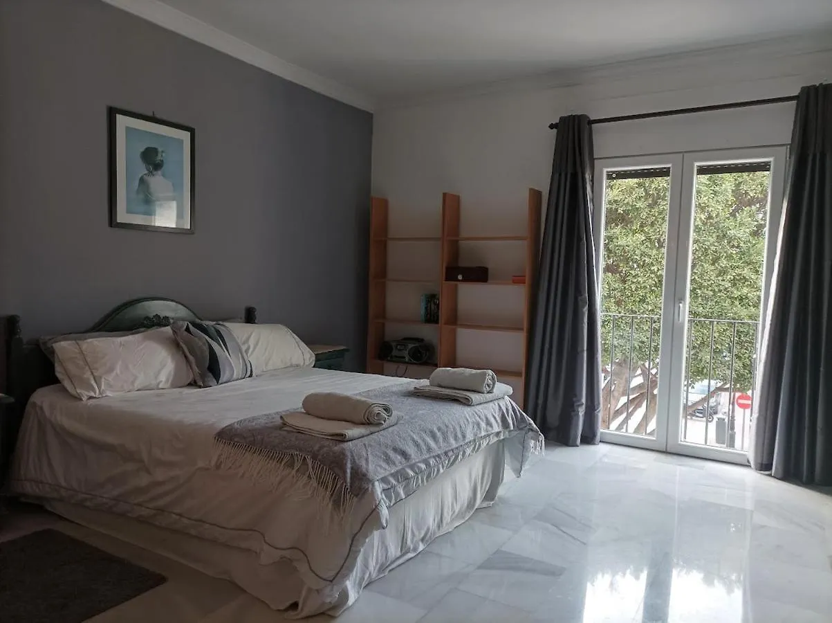 Large 2 Bed Apt Puerto Banus Marina Private Parking Apartment Marbella